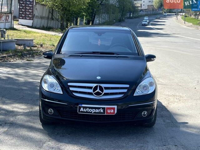 Черный Мерседес Б-класс, объемом двигателя 2 л и пробегом 150 тыс. км за 6890 $, фото 1 на Automoto.ua