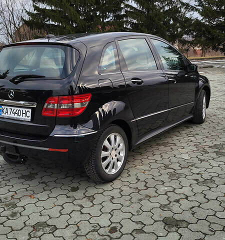Чорний Мерседес Б-клас, об'ємом двигуна 2.04 л та пробігом 290 тис. км за 5100 $, фото 21 на Automoto.ua
