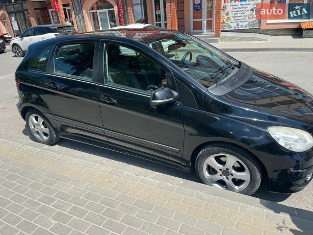 Черный Мерседес Б-класс, объемом двигателя 2.04 л и пробегом 216 тыс. км за 7350 $, фото 1 на Automoto.ua