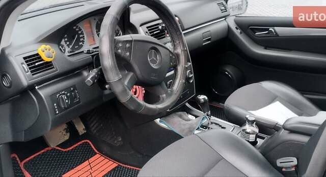 Черный Мерседес Б-класс, объемом двигателя 1.99 л и пробегом 291 тыс. км за 7700 $, фото 16 на Automoto.ua