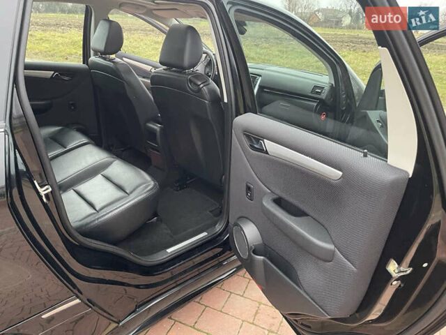 Черный Мерседес Б-класс, объемом двигателя 1.7 л и пробегом 158 тыс. км за 6900 $, фото 15 на Automoto.ua