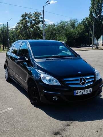 Черный Мерседес Б-класс, объемом двигателя 1.9 л и пробегом 245 тыс. км за 6800 $, фото 5 на Automoto.ua