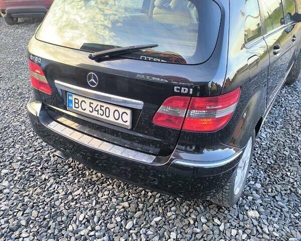 Черный Мерседес Б-класс, объемом двигателя 1.99 л и пробегом 253 тыс. км за 6499 $, фото 8 на Automoto.ua