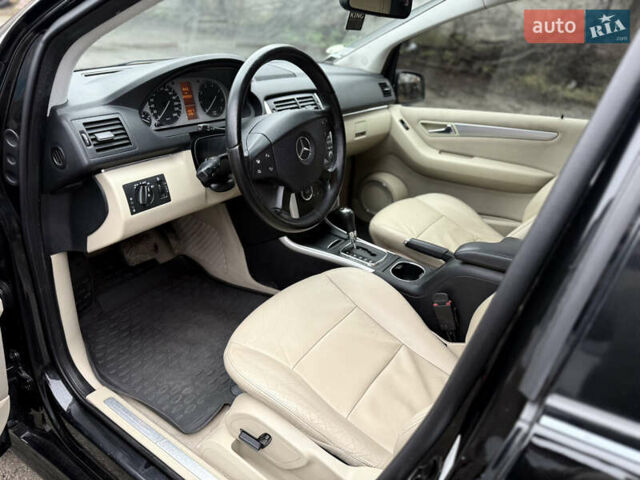 Черный Мерседес Б-класс, объемом двигателя 2.03 л и пробегом 205 тыс. км за 6999 $, фото 10 на Automoto.ua