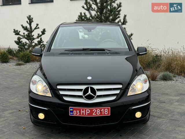 Черный Мерседес Б-класс, объемом двигателя 1.7 л и пробегом 197 тыс. км за 7800 $, фото 1 на Automoto.ua
