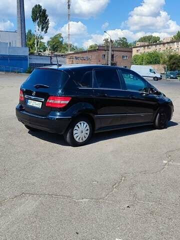 Черный Мерседес Б-класс, объемом двигателя 1.9 л и пробегом 245 тыс. км за 6800 $, фото 4 на Automoto.ua