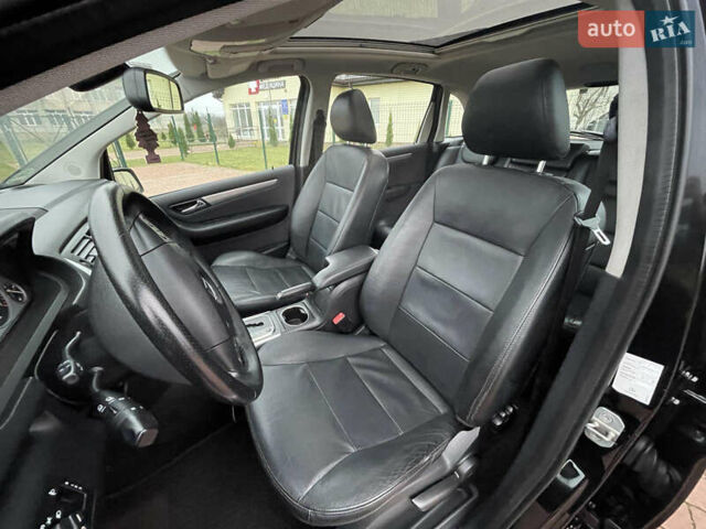 Черный Мерседес Б-класс, объемом двигателя 1.7 л и пробегом 158 тыс. км за 6900 $, фото 11 на Automoto.ua