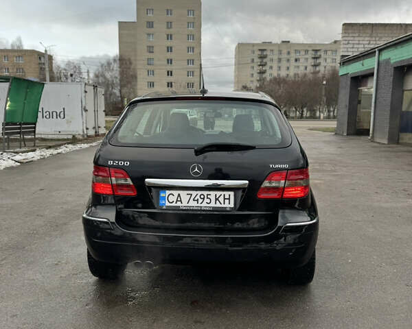 Чорний Мерседес Б-клас, об'ємом двигуна 2.03 л та пробігом 280 тис. км за 5500 $, фото 2 на Automoto.ua
