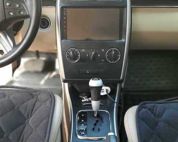 Черный Мерседес Б-класс, объемом двигателя 2 л и пробегом 261 тыс. км за 8874 $, фото 8 на Automoto.ua