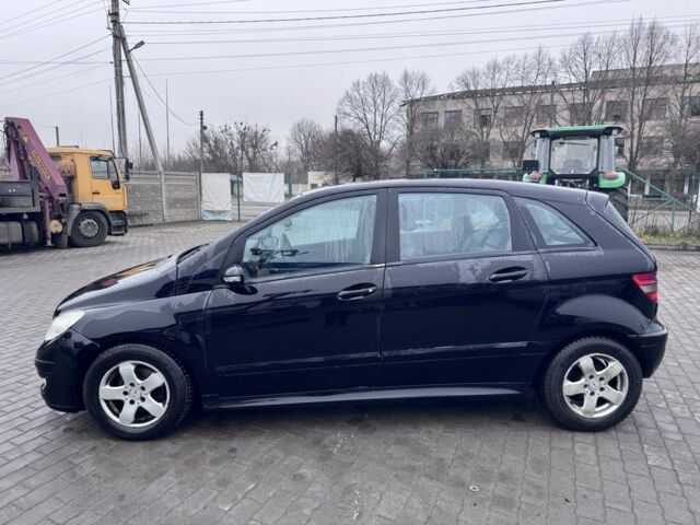 Черный Мерседес Б-класс, объемом двигателя 2 л и пробегом 360 тыс. км за 2699 $, фото 7 на Automoto.ua