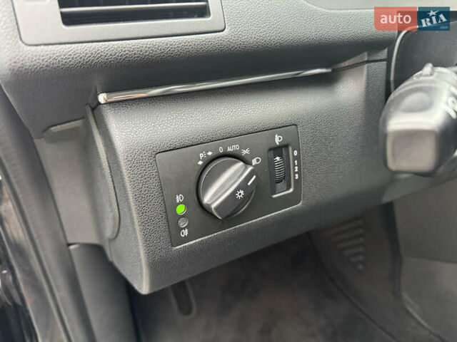 Черный Мерседес Б-класс, объемом двигателя 1.7 л и пробегом 197 тыс. км за 7800 $, фото 27 на Automoto.ua