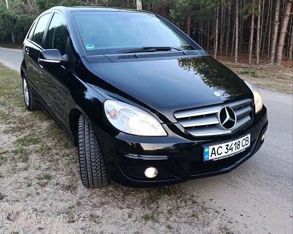 Черный Мерседес Б-класс, объемом двигателя 1.99 л и пробегом 236 тыс. км за 7799 $, фото 7 на Automoto.ua