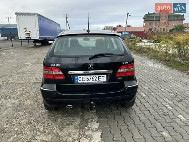 Чорний Мерседес Б-клас, об'ємом двигуна 2 л та пробігом 223 тис. км за 8000 $, фото 4 на Automoto.ua