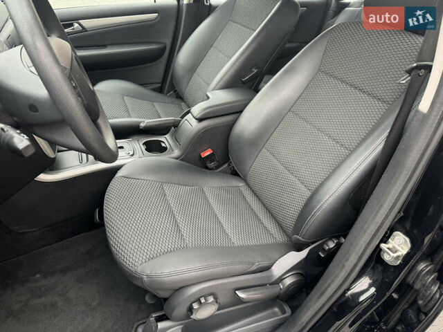 Черный Мерседес Б-класс, объемом двигателя 1.7 л и пробегом 197 тыс. км за 7800 $, фото 26 на Automoto.ua