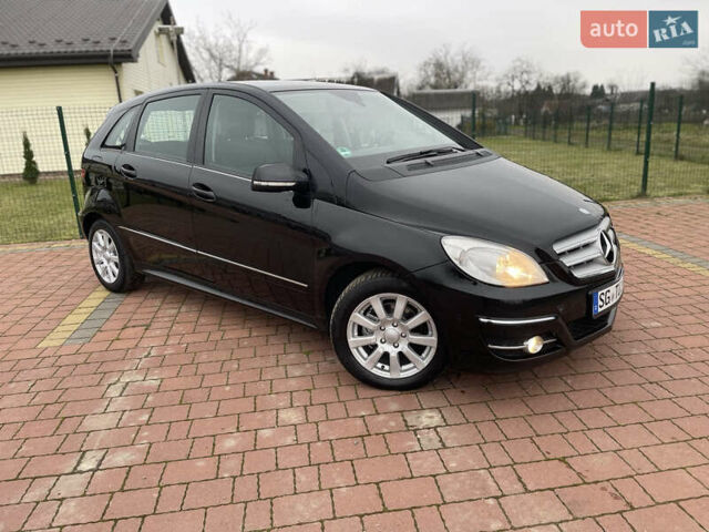 Черный Мерседес Б-класс, объемом двигателя 1.7 л и пробегом 158 тыс. км за 6900 $, фото 1 на Automoto.ua