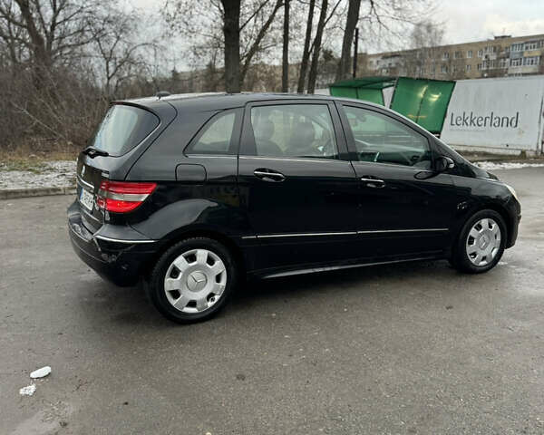 Чорний Мерседес Б-клас, об'ємом двигуна 2.03 л та пробігом 280 тис. км за 5500 $, фото 1 на Automoto.ua