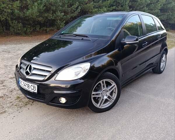 Черный Мерседес Б-класс, объемом двигателя 1.99 л и пробегом 236 тыс. км за 7799 $, фото 1 на Automoto.ua