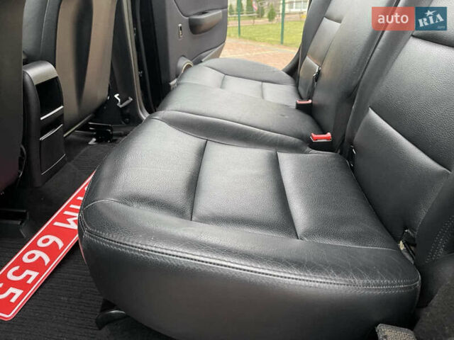 Черный Мерседес Б-класс, объемом двигателя 1.7 л и пробегом 158 тыс. км за 6900 $, фото 16 на Automoto.ua