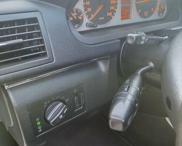 Черный Мерседес Б-класс, объемом двигателя 1.99 л и пробегом 236 тыс. км за 7799 $, фото 13 на Automoto.ua