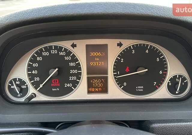Черный Мерседес Б-класс, объемом двигателя 1.7 л и пробегом 93 тыс. км за 6800 $, фото 61 на Automoto.ua