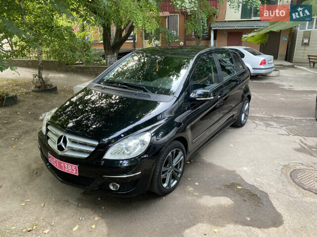 Черный Мерседес Б-класс, объемом двигателя 1.7 л и пробегом 204 тыс. км за 8300 $, фото 38 на Automoto.ua