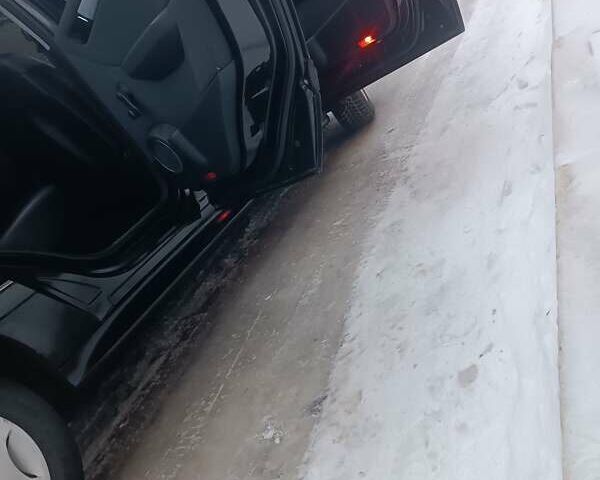 Чорний Мерседес Б-клас, об'ємом двигуна 2 л та пробігом 281 тис. км за 6300 $, фото 10 на Automoto.ua