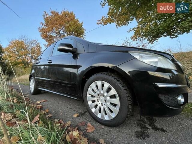 Чорний Мерседес Б-клас, об'ємом двигуна 1.7 л та пробігом 130 тис. км за 7950 $, фото 1 на Automoto.ua