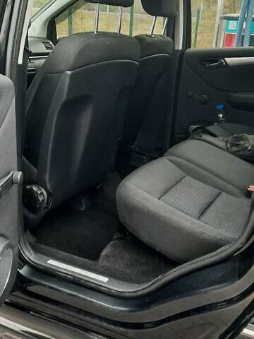 Чорний Мерседес Б-клас, об'ємом двигуна 1.5 л та пробігом 230 тис. км за 7500 $, фото 10 на Automoto.ua