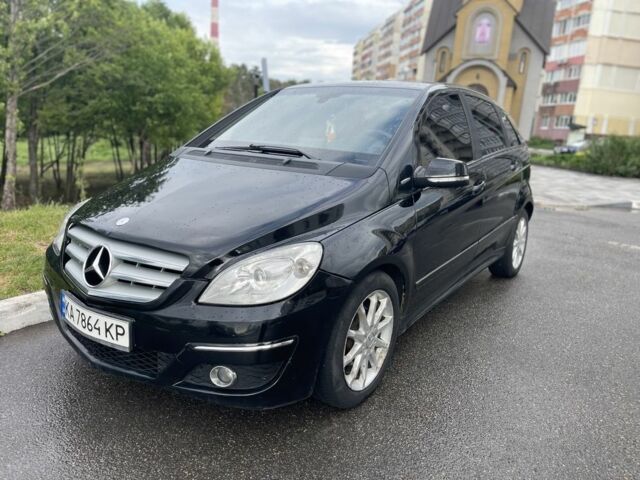 Черный Мерседес Б-класс, объемом двигателя 2 л и пробегом 300 тыс. км за 6500 $, фото 9 на Automoto.ua