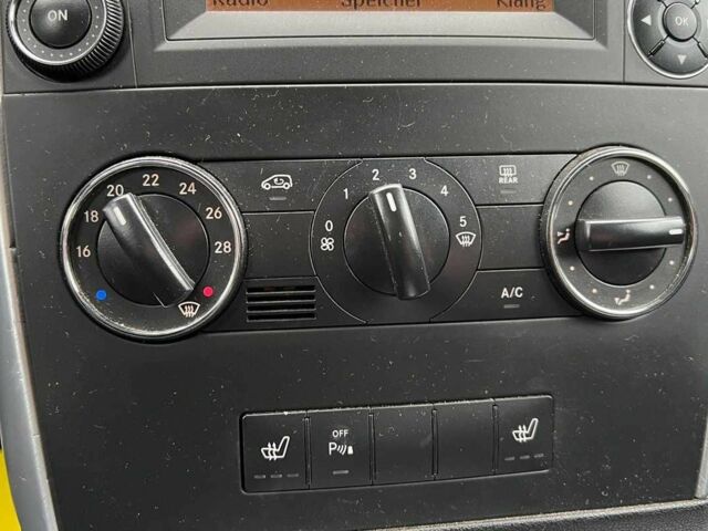 Черный Мерседес Б-класс, объемом двигателя 1.7 л и пробегом 142 тыс. км за 8999 $, фото 14 на Automoto.ua