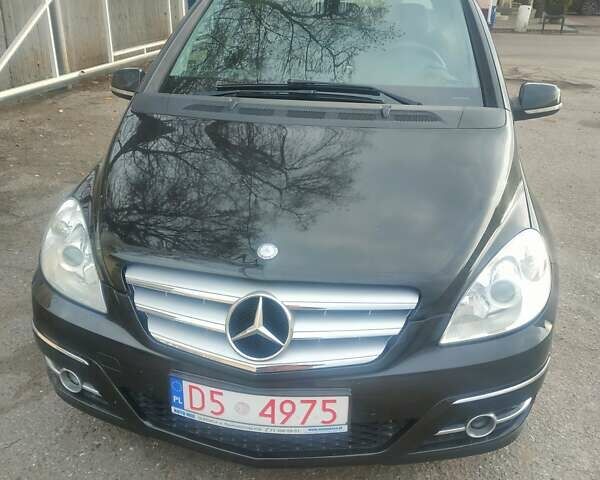 Черный Мерседес Б-класс, объемом двигателя 1.99 л и пробегом 220 тыс. км за 9000 $, фото 4 на Automoto.ua