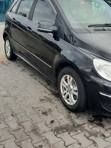 Чорний Мерседес Б-клас, об'ємом двигуна 1.5 л та пробігом 230 тис. км за 7500 $, фото 7 на Automoto.ua