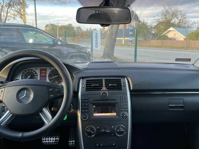 Мерседес Б-клас 2009 у Коломые на Automoto.ua Чорний Мерседес Б-клас, об'ємом двигуна 2 л та пробігом 218 тис. км за 7600 $, фото 9 на Automoto.ua