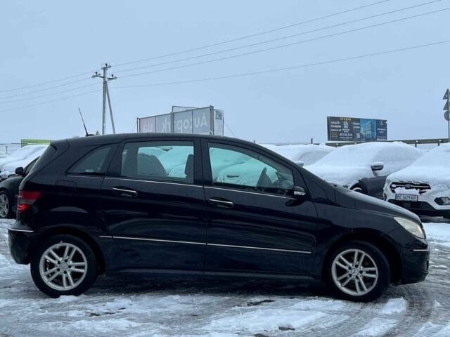 Чорний Мерседес Б-клас, об'ємом двигуна 2.1 л та пробігом 265 тис. км за 6990 $, фото 9 на Automoto.ua