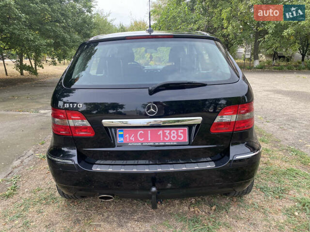 Черный Мерседес Б-класс, объемом двигателя 1.7 л и пробегом 204 тыс. км за 8300 $, фото 3 на Automoto.ua