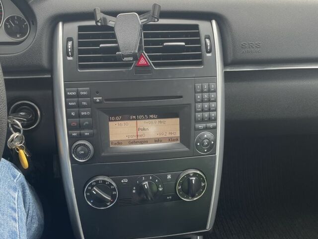 Чорний Мерседес Б-клас, об'ємом двигуна 1.7 л та пробігом 278 тис. км за 7600 $, фото 6 на Automoto.ua