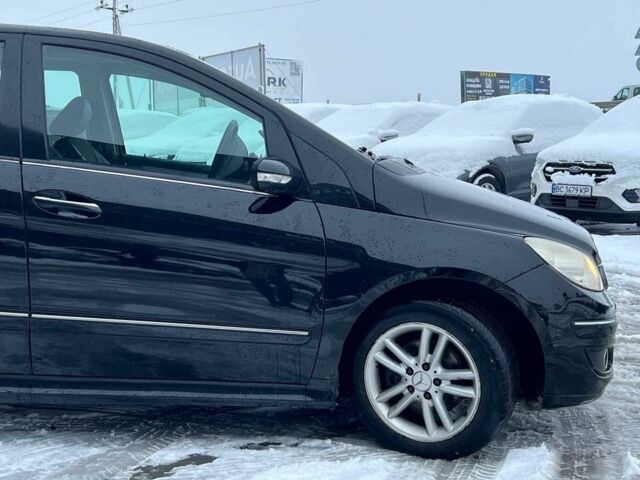 Чорний Мерседес Б-клас, об'ємом двигуна 2.1 л та пробігом 265 тис. км за 6990 $, фото 10 на Automoto.ua