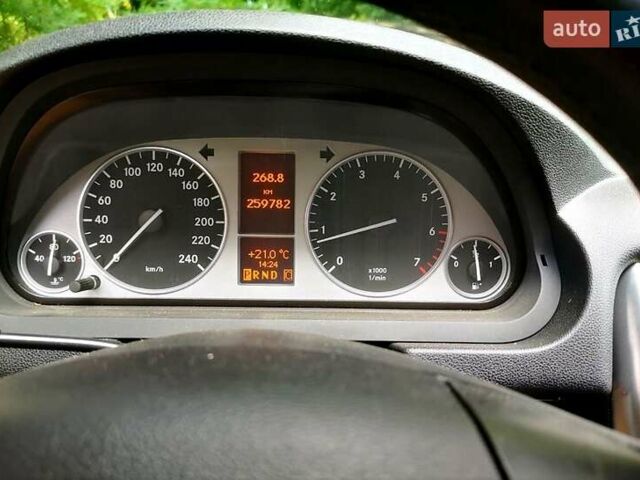 Чорний Мерседес Б-клас, об'ємом двигуна 2 л та пробігом 250 тис. км за 7800 $, фото 11 на Automoto.ua