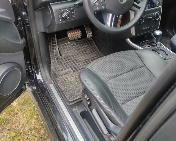 Черный Мерседес Б-класс, объемом двигателя 1.99 л и пробегом 220 тыс. км за 9000 $, фото 8 на Automoto.ua