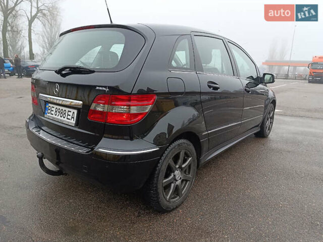 Черный Мерседес Б-класс, объемом двигателя 1.7 л и пробегом 204 тыс. км за 8300 $, фото 46 на Automoto.ua