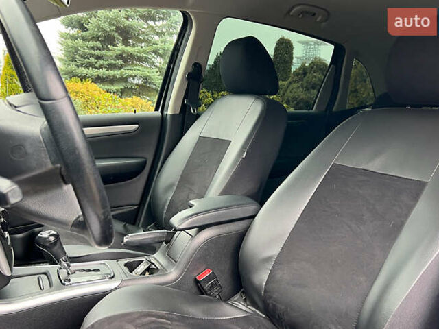 Черный Мерседес Б-класс, объемом двигателя 1.7 л и пробегом 142 тыс. км за 8999 $, фото 8 на Automoto.ua