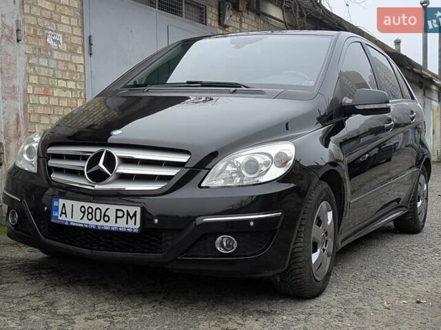 Черный Мерседес Б-класс, объемом двигателя 1.7 л и пробегом 234 тыс. км за 8500 $, фото 1 на Automoto.ua