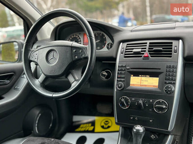 Черный Мерседес Б-класс, объемом двигателя 1.7 л и пробегом 142 тыс. км за 8999 $, фото 17 на Automoto.ua