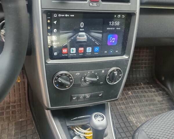 Черный Мерседес Б-класс, объемом двигателя 1.99 л и пробегом 220 тыс. км за 9000 $, фото 13 на Automoto.ua