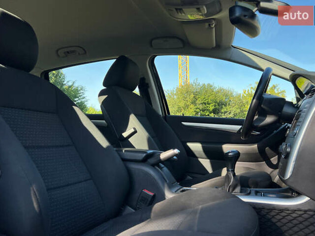 Чорний Мерседес Б-клас, об'ємом двигуна 1.7 л та пробігом 215 тис. км за 7650 $, фото 18 на Automoto.ua