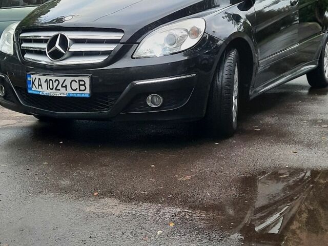 Чорний Мерседес Б-клас, об'ємом двигуна 1.5 л та пробігом 235 тис. км за 7500 $, фото 2 на Automoto.ua