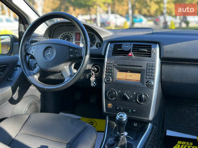 Чорний Мерседес Б-клас, об'ємом двигуна 1.7 л та пробігом 215 тис. км за 7650 $, фото 17 на Automoto.ua