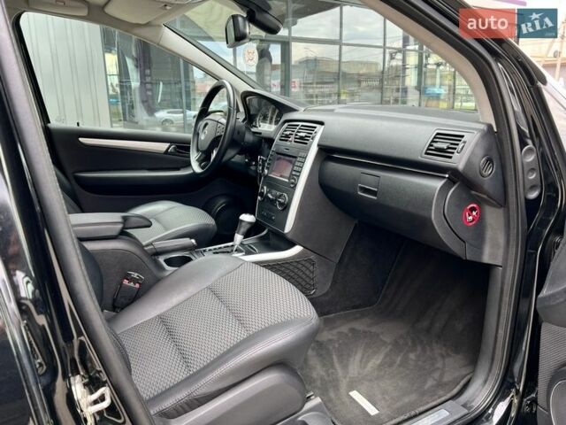 Чорний Мерседес Б-клас, об'ємом двигуна 1.99 л та пробігом 253 тис. км за 7500 $, фото 20 на Automoto.ua