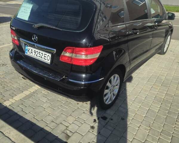 Черный Мерседес Б-класс, объемом двигателя 1.7 л и пробегом 103 тыс. км за 7500 $, фото 6 на Automoto.ua
