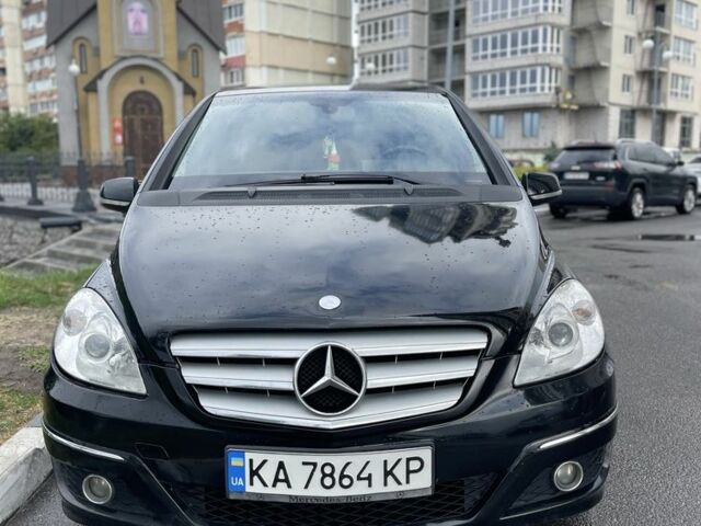 Черный Мерседес Б-класс, объемом двигателя 2 л и пробегом 300 тыс. км за 6500 $, фото 2 на Automoto.ua